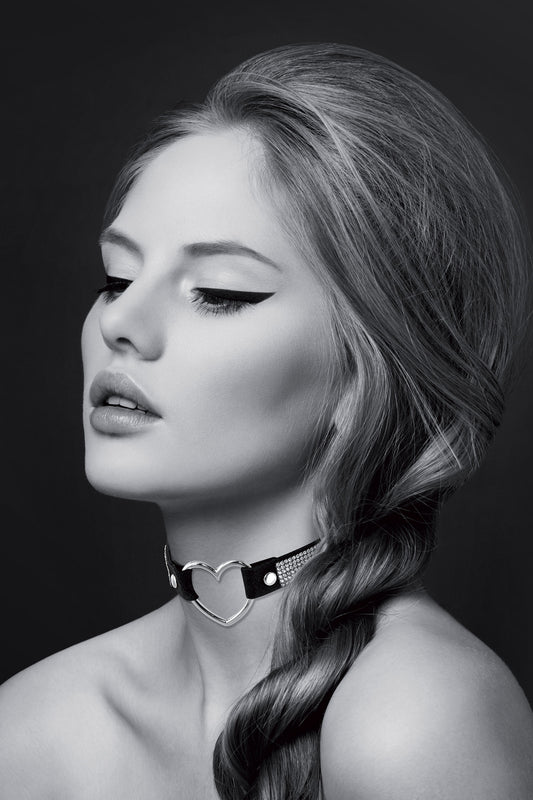 Collier en faux cuir avec strass et cœur - Bijoux pour toi