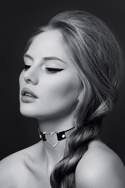 Collier en faux cuir avec strass et cœur - Bijoux pour toi