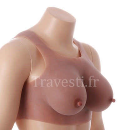 Poitrine réaliste en silicone à col rond, sans manches, bonnet D, hâle léger